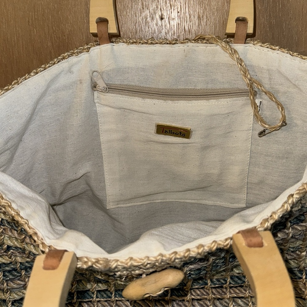 Talbots handbag - Picture 3 of 4